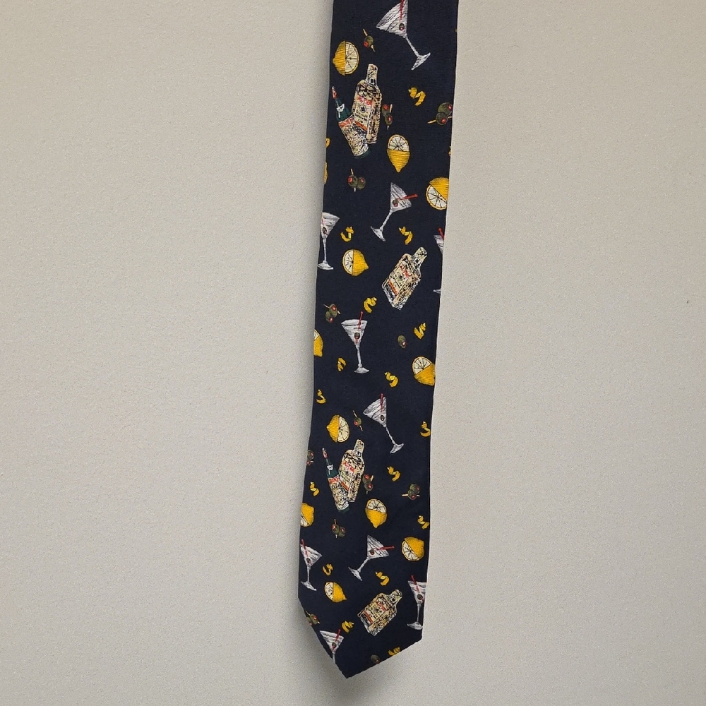 Alynn Neckwear "The Classic Dry Martini" 100% Silk Necktie, Lederer De Paris Tie